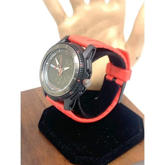 Timex Men's Watch TW5M55000 Ironman Quartz Sport Red Black Rubber Band 46mm - Picture 2 of 15